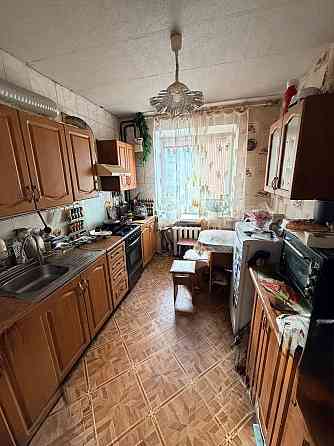 Продам трёхкомнатную квартиру в центре Ясиноватая