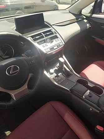 Lexus NX 2021 год 2.0 турбо бензин 42 тыс км пробег полный привод автомат целые подушки Донецк