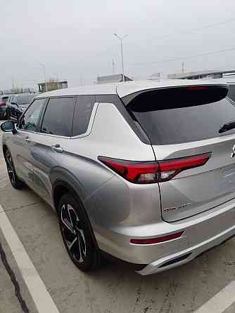 Митсубиси Оутлендер 2022 год рейсталинг в наличии в Донецке Донецк