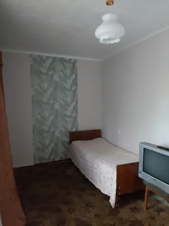Продам 2-х комнатную квартиру Шахтерск
