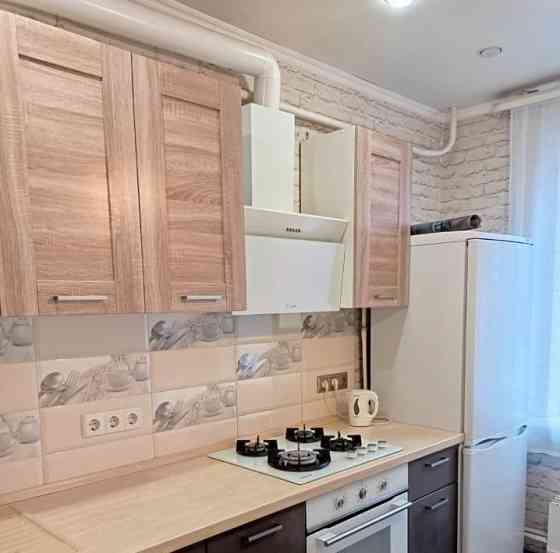 Сдаю квартиру на бакинских комиссар Донецк