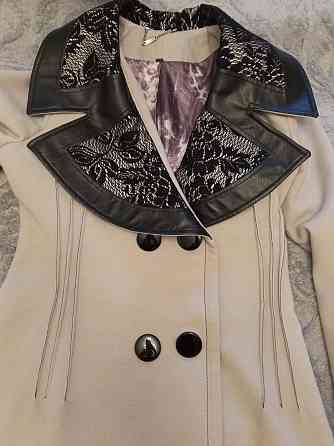 Демисезонное пальто Донецк