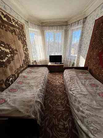 Продам 3-х комнатную квартиру , крупногабаритная сталинка с эркером Макеевка