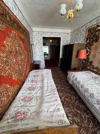 Продам 3-х комнатную квартиру , крупногабаритная сталинка с эркером Макеевка