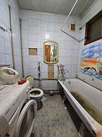 Продам 2-х к квартиру под ремонт , Макеевка, Восточный, ул. Токарева. Макеевка