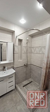 Предлагается в аренду однокомнатная квартира в Ворошиловском районе. Адрес: площадь Ленина, 4, 5-й э Донецк - изображение 1