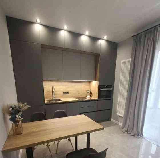 в аренду сдаётся прекрасная однокомнатная квартира на набережной в ворошиловском районе Донецк