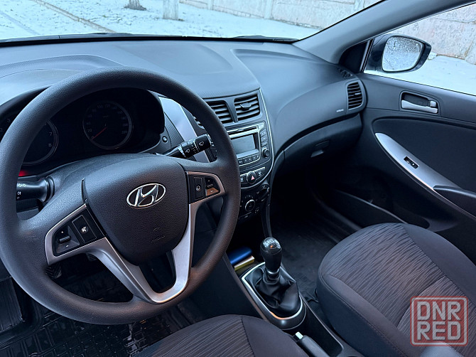 Продаю Hyundai Solaris 2014 год выпуска 55 тыс км пробега Макеевка - изображение 7