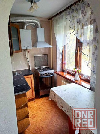 Сдается 2-комнатная квартира, пр. Ильича, Калининский р-н Донецк - изображение 2