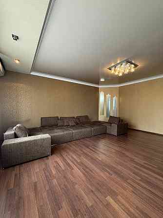 Exclusive Arenda KomFort Class - Новострой в Центре Калининского р-н - Мед Университет - Вода 24/7 Донецк