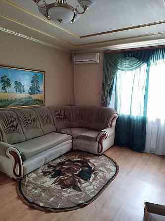 Продам 2-х комнатную квартиру + сарай г. Харцызск, р-н вечного огня Харцызск