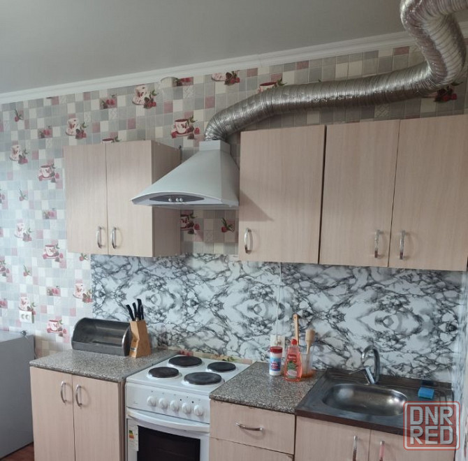 Сдаю двухкомнатную квартиру в Будённовском районе Донецка, ориентир мкрн Донской. Донецк - изображение 2