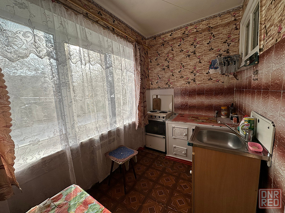 Срочно! Продам 3-х комнатную квартиру и гараж г. Макеевка, Советский р-н, пос. Шахты 21 Макеевка - изображение 2