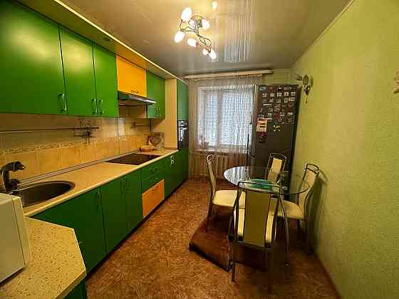 Продам 4-х комнатную квартиру в Донецке Донецк