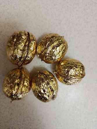 Гирлянда. Материалы для изготовления золотых орехов на ёлку Макеевка