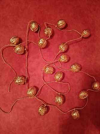 Гирлянда. Материалы для изготовления золотых орехов на ёлку Макеевка