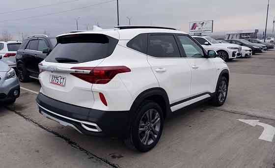 Кио Селтос топ версия Кожа полный привод 4х4 цвет белый жемчуг Донецк