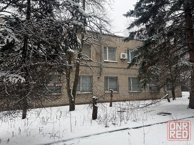 Продажа помещения 600 м кв 24 сот земли огороженная территория в центре ! Донецк - изображение 1