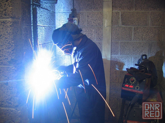 Услуги сварщика сварщик в Макеевке днр Макеевка - изображение 1