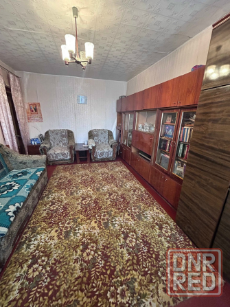 Срочно 2к кв 55 квартал, этаж 1/5 Макеевка - изображение 1