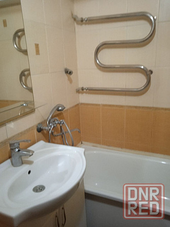 Сдам 1 комнатную квартиру посуточно Донецк - изображение 4