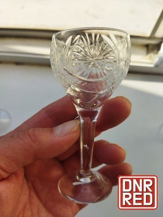 Набор хрустальных рюмочек на ножке ссср Донецк - изображение 4