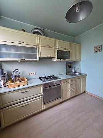 Продается 3-комнатная квартира в Калининском районе Донецк