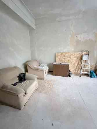 Продам 2 ком. кв-ру Гвардейка 83 квартал ориентир 58 школа Макеевка