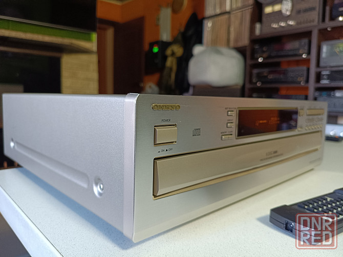 CD чейнжер на 6 дисков Onkyo DX -C340 Донецк - изображение 1