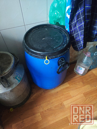 Продам пластиковые бочки 65 литров Макеевка - изображение 1