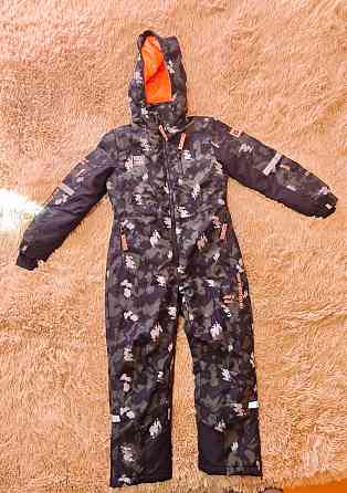Продам зимний комбинезон. Донецк