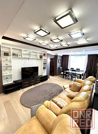 Предлагаю в аренду трёхкомнатную квартиру площадью 95 м² в кальмиусском районе. Донецк - изображение 1