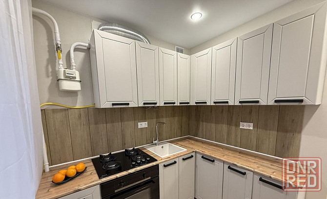 Уютная двухкомнатная квартира в Калининском районе, расположенная на макаронке. Донецк - изображение 2