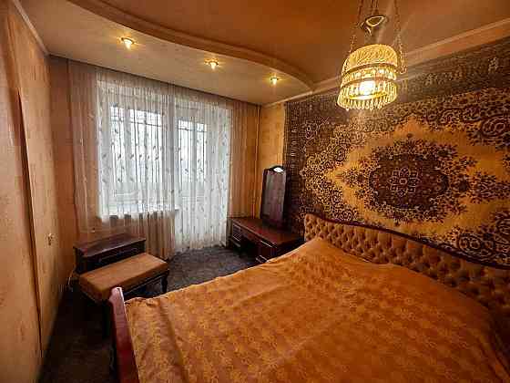 Продам четырехкомнатную квартиру в Калининском районе. Донецк