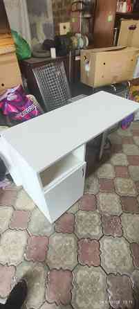 Стол свободного назначения. Донецк