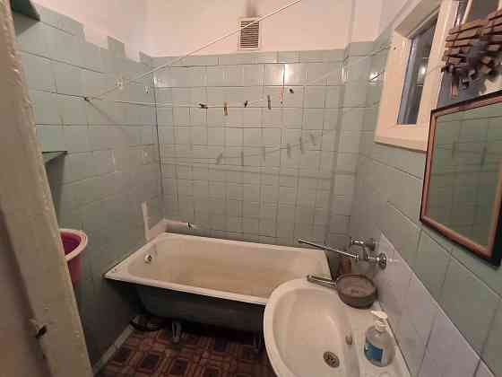 Продам кваритиру в г.Кировское Кировское