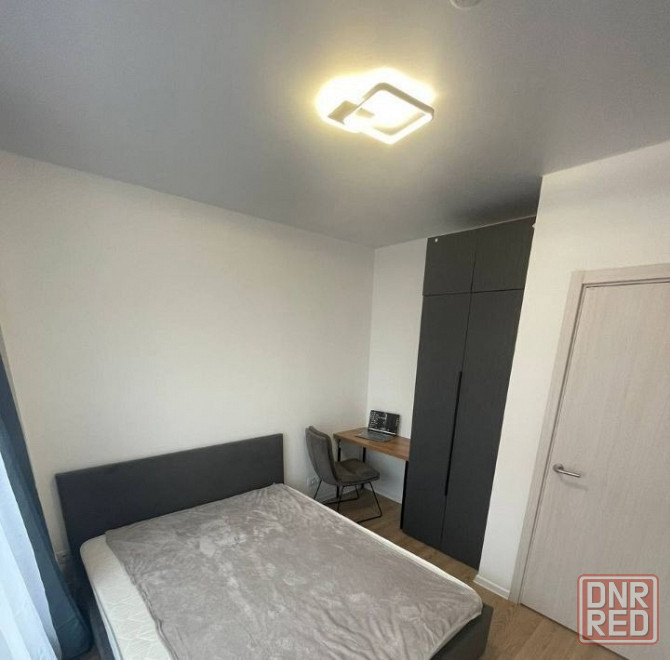 Сдается уютная однокомнатная квартира в Пролетарском районе, ул. Щетинина. Донецк - изображение 1