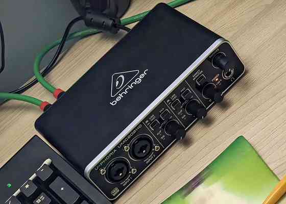 Звуковая карта Behringer UMC202HD U-PHORIA, студийная, аудиоинтерфейс Донецк