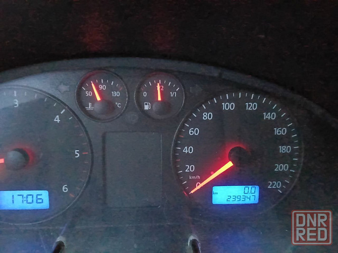 Volkswagen Transporter 1.9 MT, 2004, 240 000 км Кировск - изображение 4