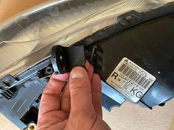 Оригинальная ксеноновая фара Honda Civic 5D (8 поколение) Донецк