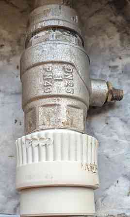 Кран с переходниками Донецк