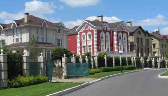 Аренда отличного дома 450 кв м Вода круглосуточно. Гараж . Сауна. Донецк