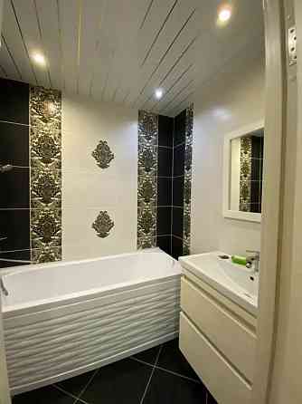 Предлагаю в аренду 2-комнатную квартиру в Ленинском районе города, вблизи оцкб. Донецк