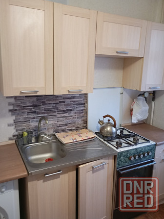 сдам посуточно 1-к.кв. Мариупольская развилка 4000 рублей Донецк - изображение 1