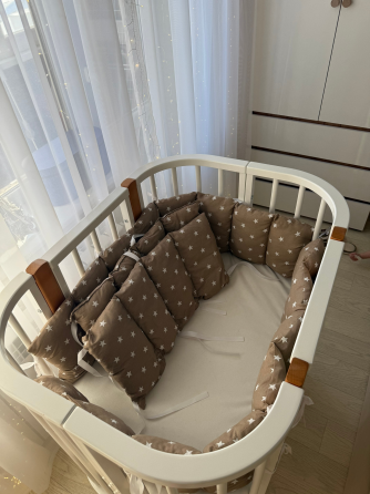 Продам кроватку- трансформер для малыша с маятником Донецк