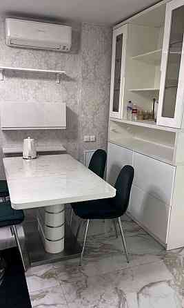 Сдам уютную трехкомнатную квартиру в Кировском районе, ориентир пл. Свободы. Донецк