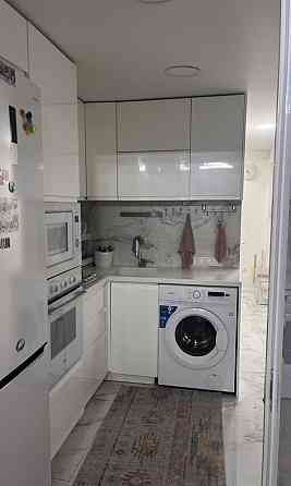 Сдам уютную трехкомнатную квартиру в Кировском районе, ориентир пл. Свободы. Донецк