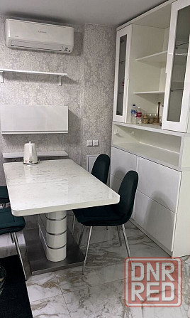 Сдам уютную трехкомнатную квартиру в Кировском районе, ориентир пл. Свободы. Донецк - изображение 2