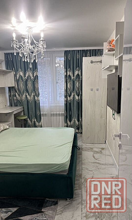 Сдам уютную трехкомнатную квартиру в Кировском районе, ориентир пл. Свободы. Донецк - изображение 1