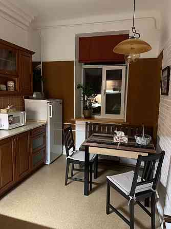 Сдаётся двухкомнатная квартира на Изумруде Донецк